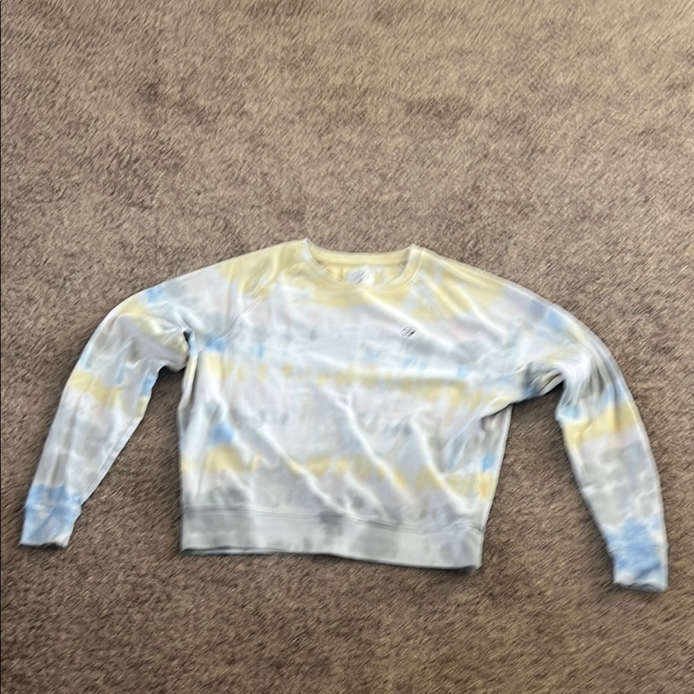 Ivory Ella long sleeve crew neck. Size medium